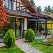 backyard-of-modern-cottage-with-terrace