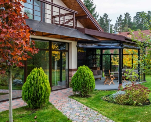 backyard-of-modern-cottage-with-terrace