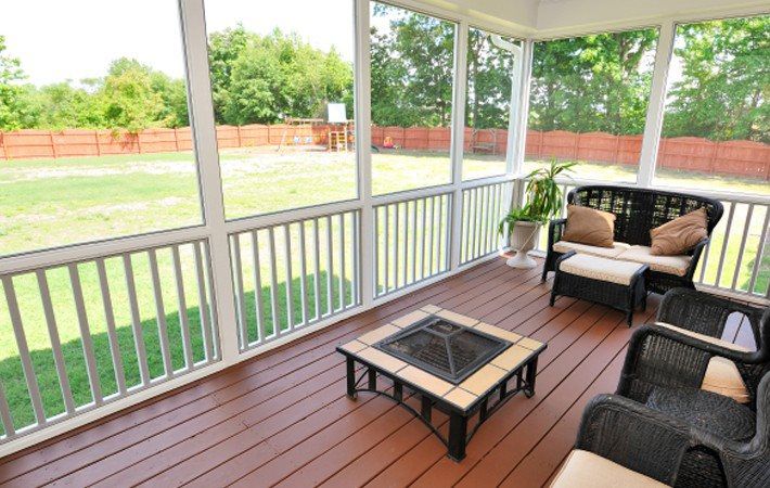 Screened Porches & Decks